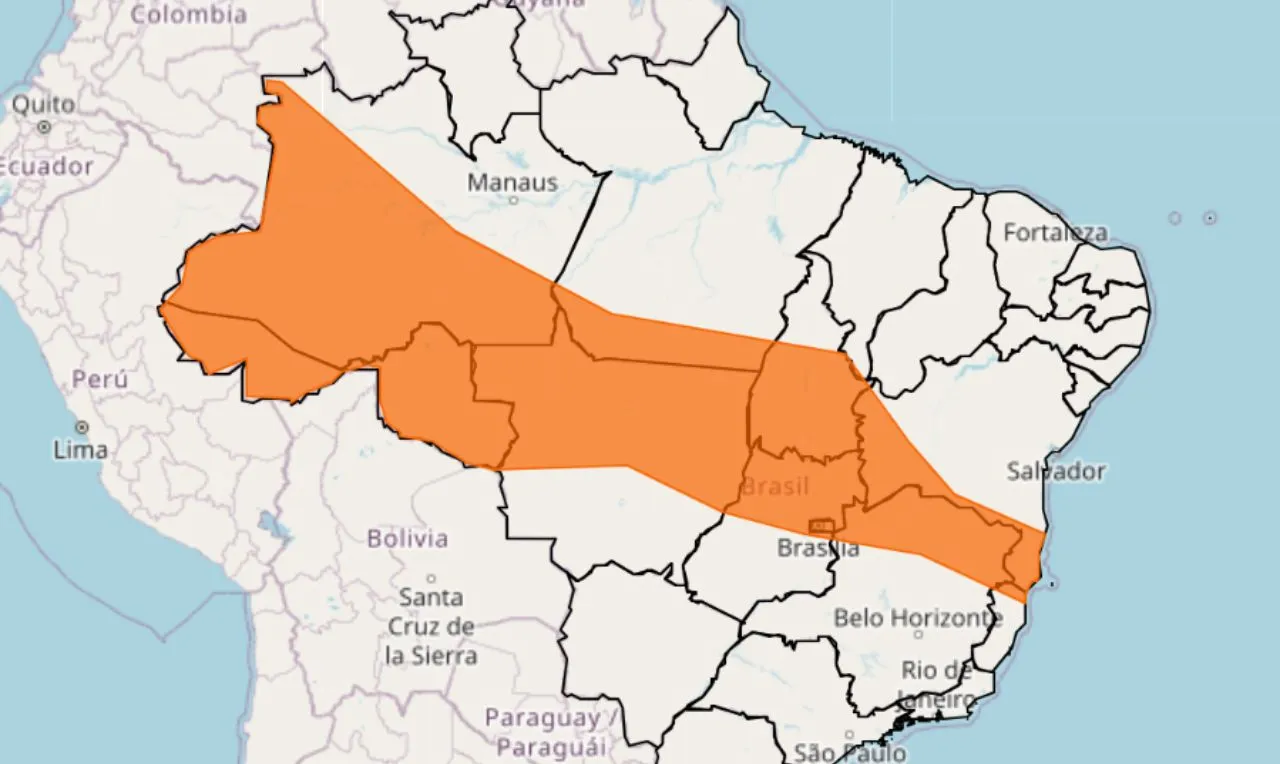 o mapa mostra a faixa com alerta laranja e temporais